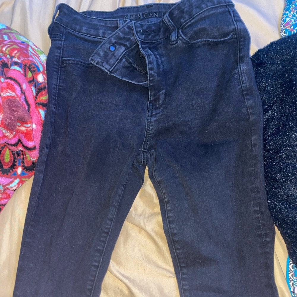 AMERICAN EAGLE skinny jeans